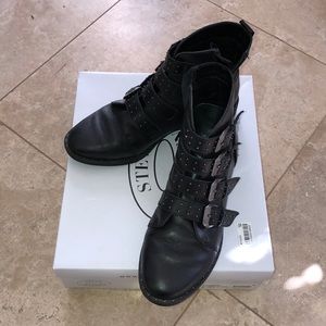 Steve Madden booties